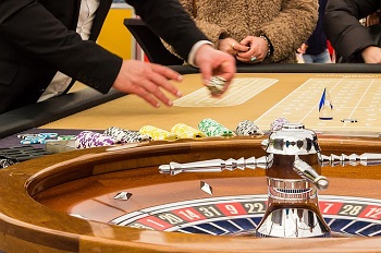 Live kazino vs online kazino
